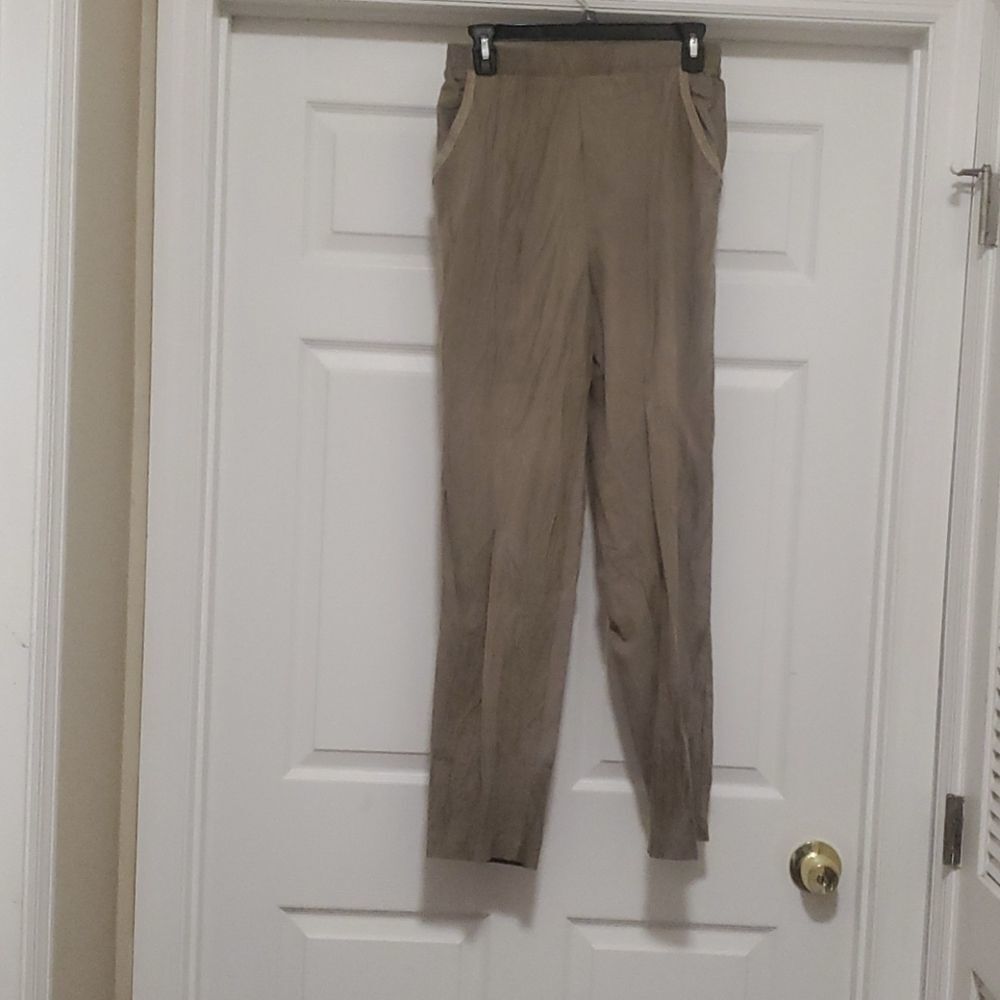 - Gina-lin brown elastic waist pants